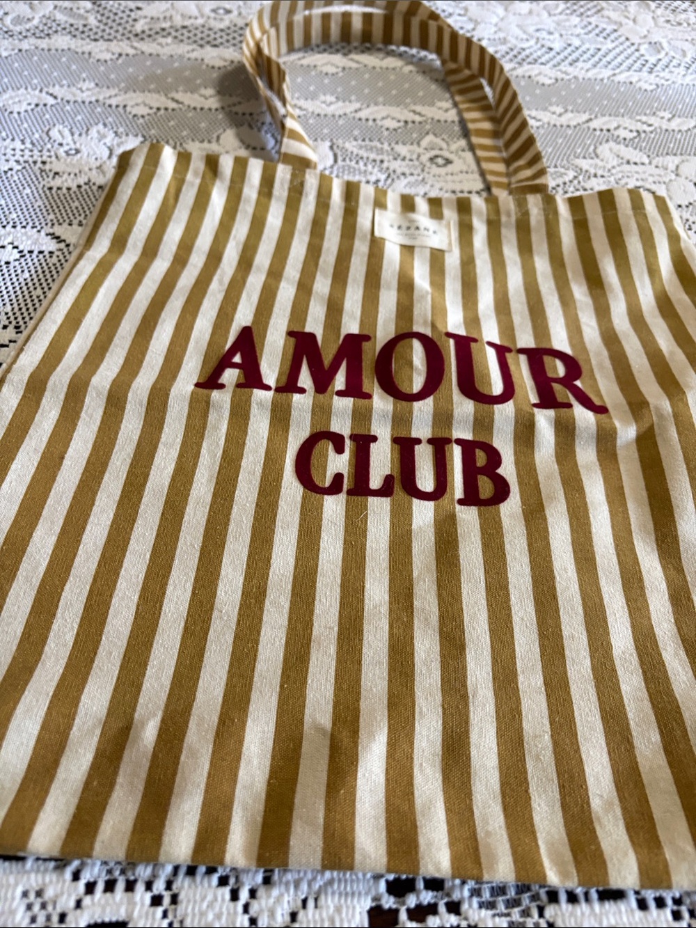 AMOUR CLUB Striped Tote Bag in Mustard and White - Unbranded